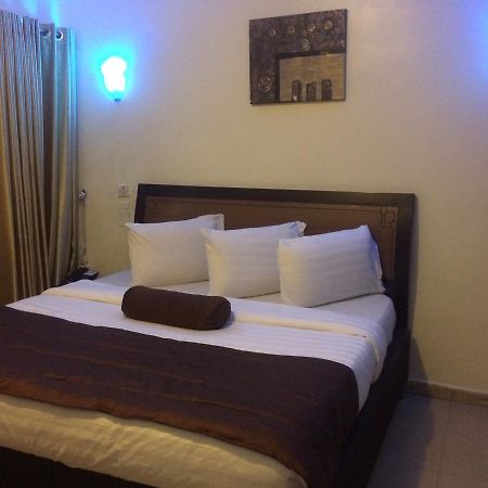 Presken Hotel Gra Ikeja Extérieur photo